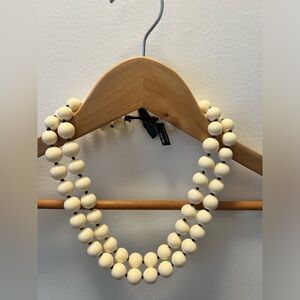 NWT Banana Republic Fashion Cream Necklace